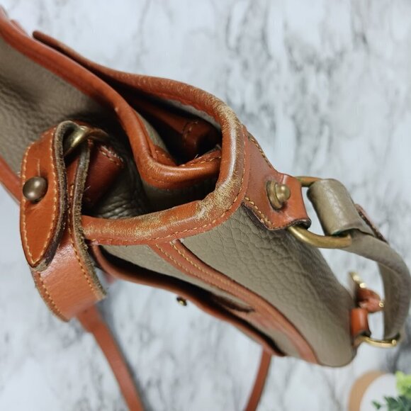 DOONEY & BOURKE vintage pebbled crossbody taupe leather - Picture 8 of 16